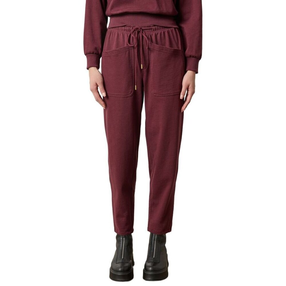 Lilla P Women's Straight Leg Jogger Pants in Burgundy